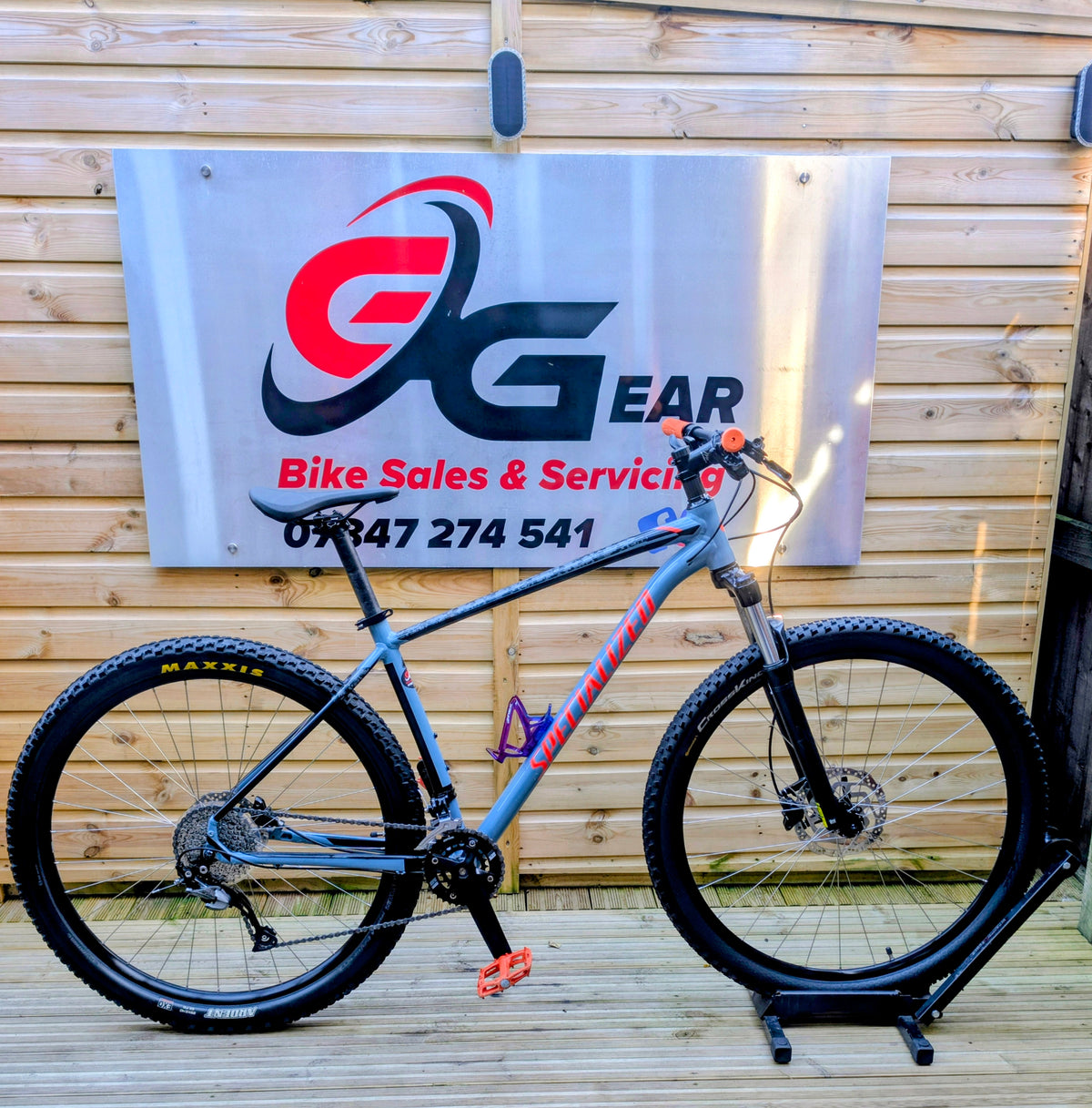 Specialized Rockhopper 29 hardtail mountain bike large
