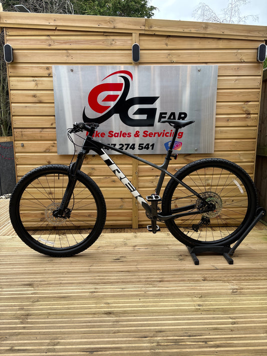 2025 Trek Procaliber 6 Hardtail Mountain Bike