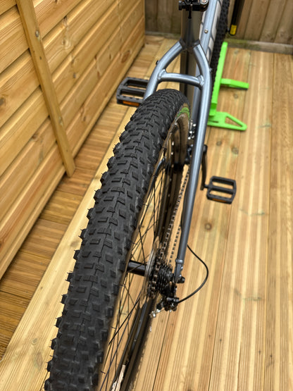 Giant Talon 2 hardtail mountain bike