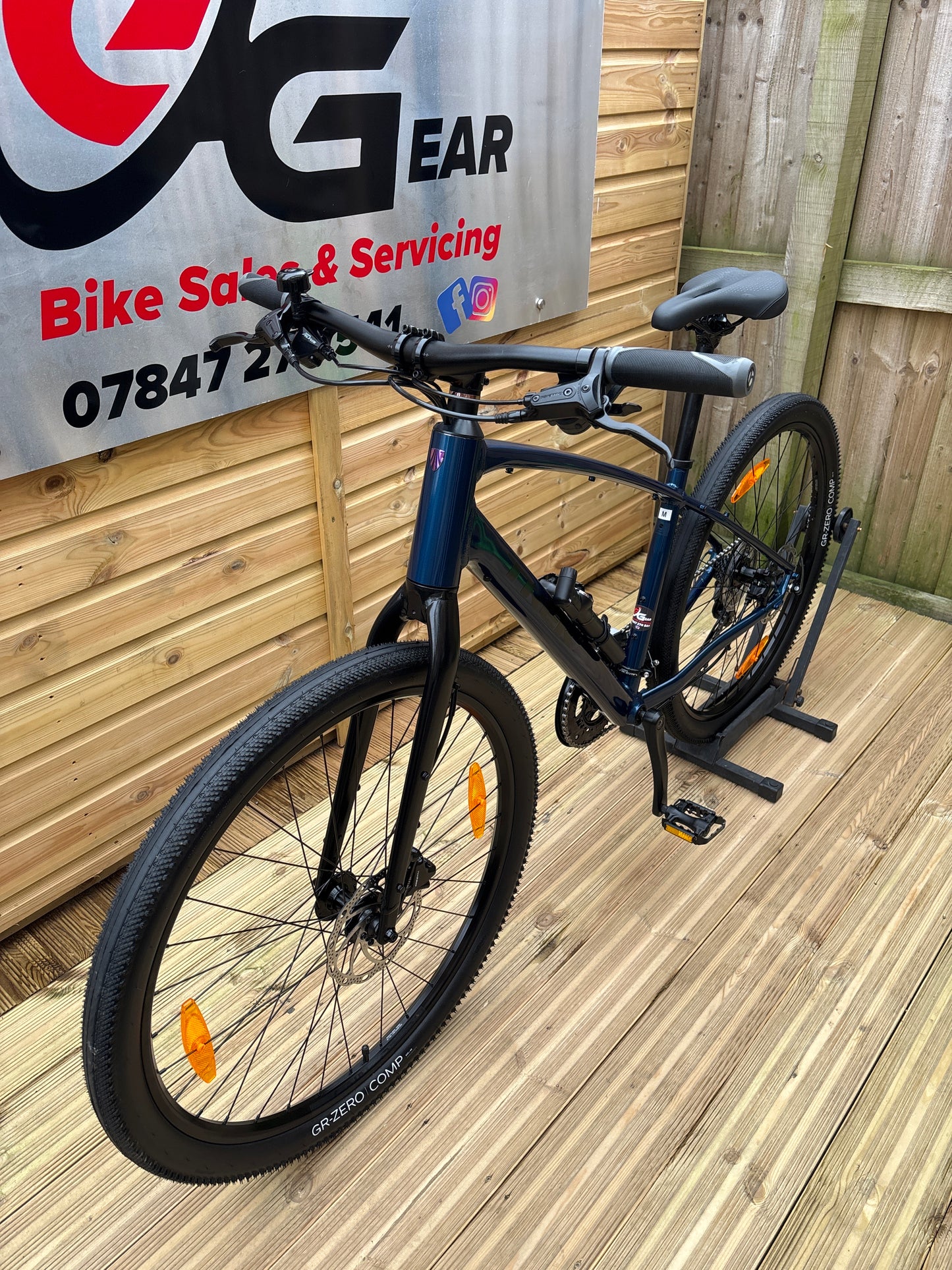 2024 Trek Dual Sport 2 Gen 5 Hybrid Bike