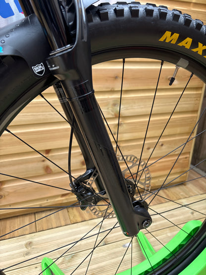 Specialized Chisel 29 hardtail mountain bike