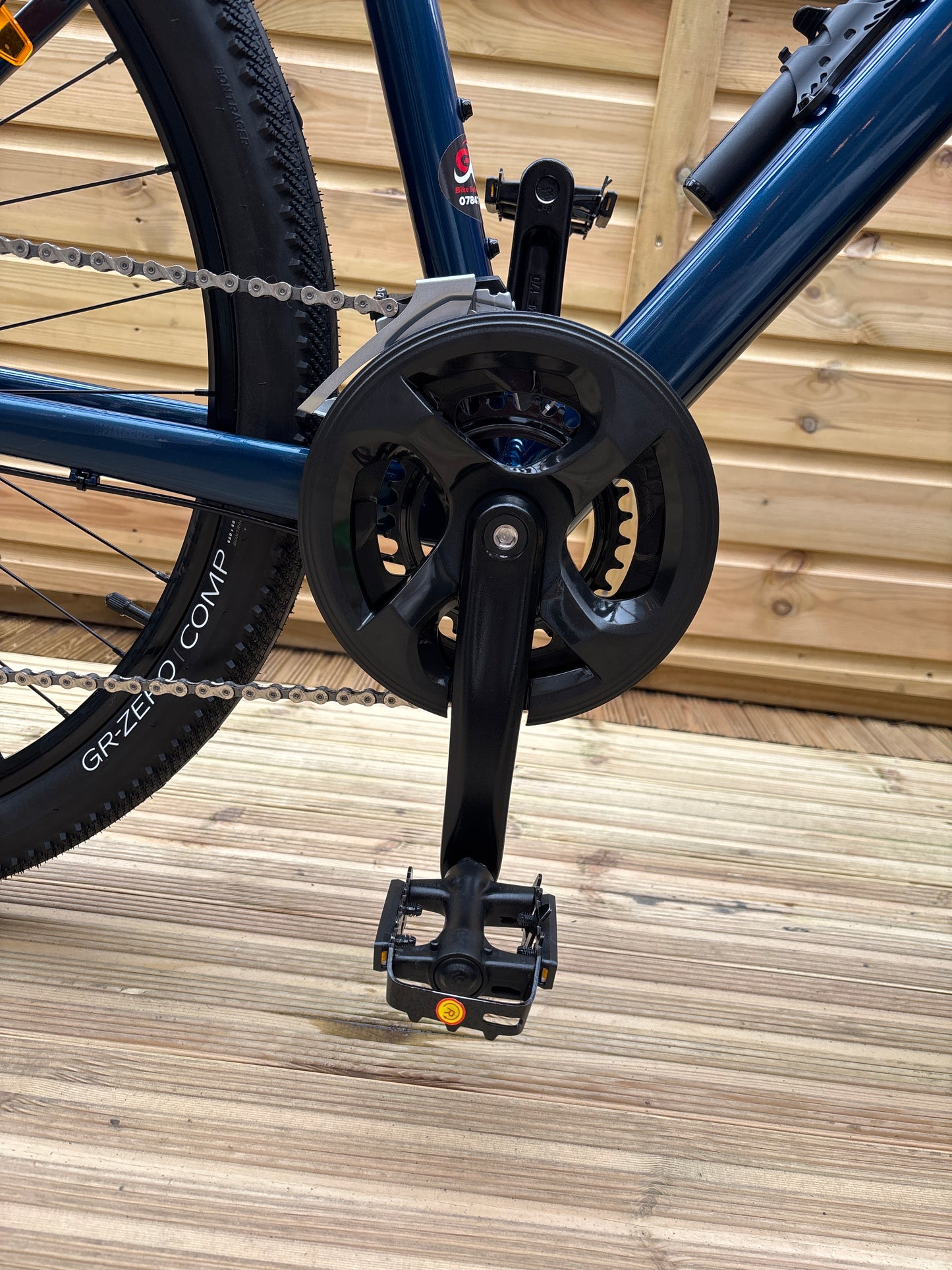 2024 Trek Dual Sport 2 Gen 5 Hybrid Bike