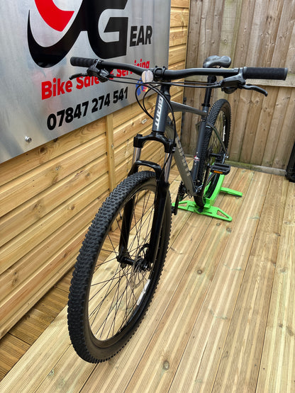 Giant Talon 2 hardtail mountain bike