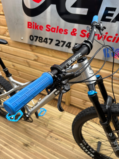 2021 Orange Crush MX Pro Ltd Hardcore Hardtail Mountain Bike