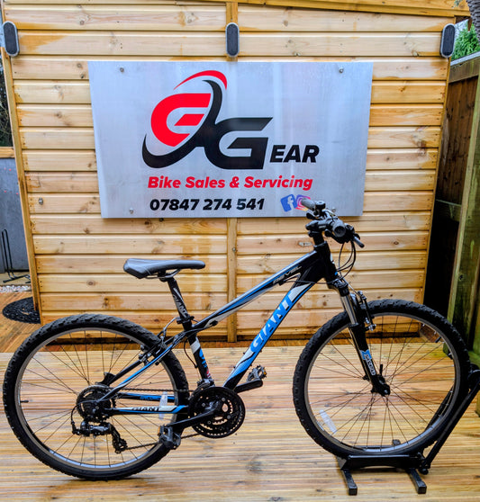 Giant Revel 3 junior hardtail mountain bike