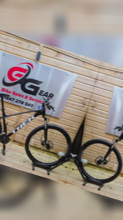 Trek Marlin 5 Gen 2 hardtail mountain bike