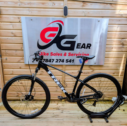 Trek Marlin 5 Gen 2 hardtail mountain bike