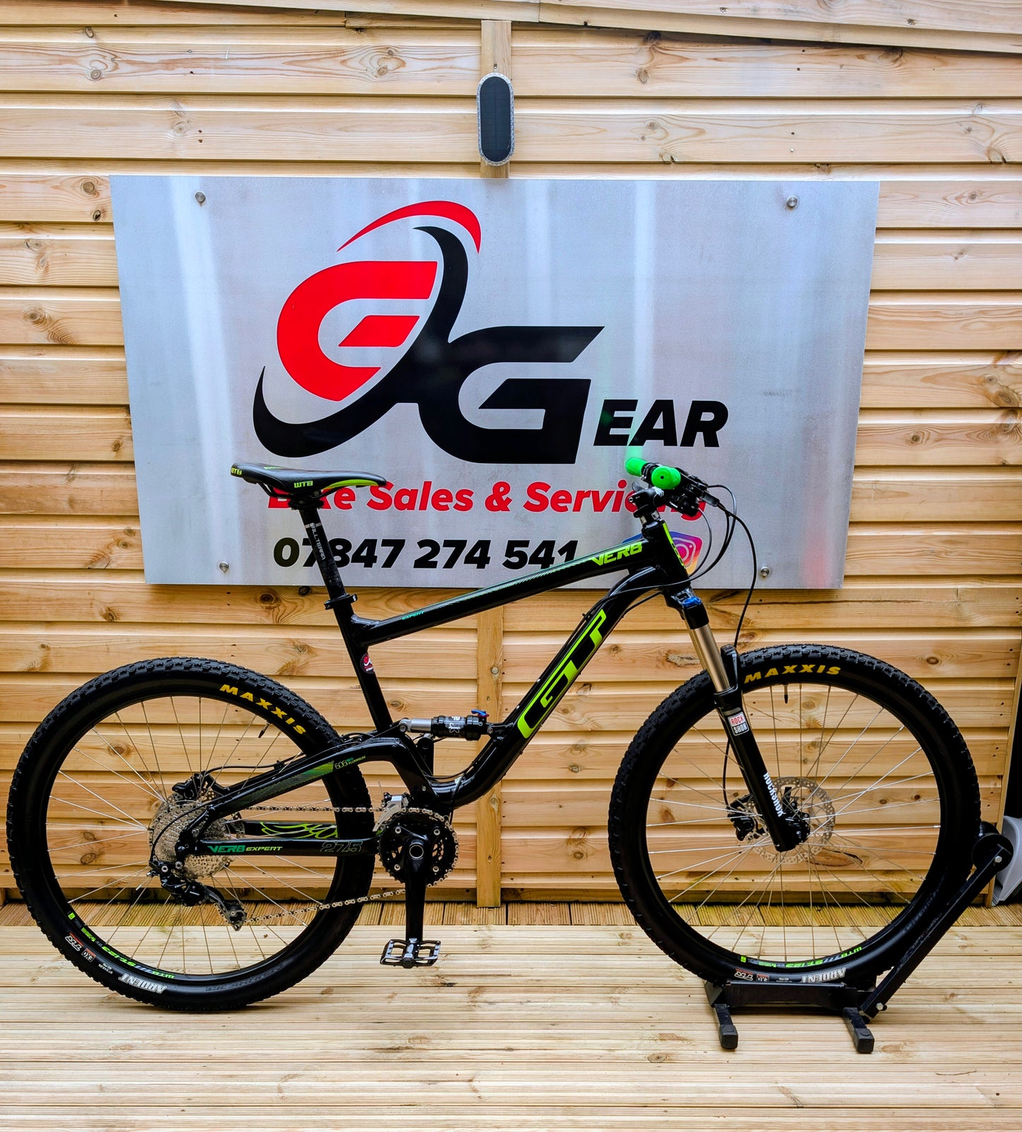 GT Verb Expert full suspension mountain bike