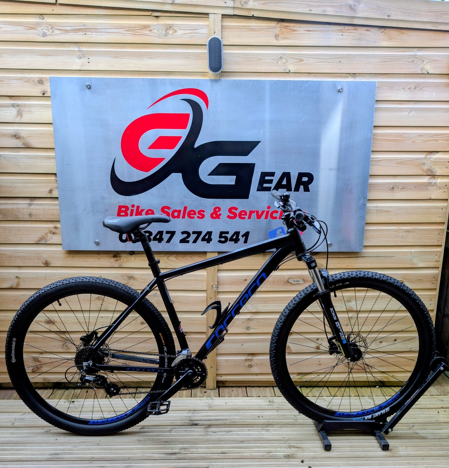 Carrera Hellcat 29 hardtail mountain