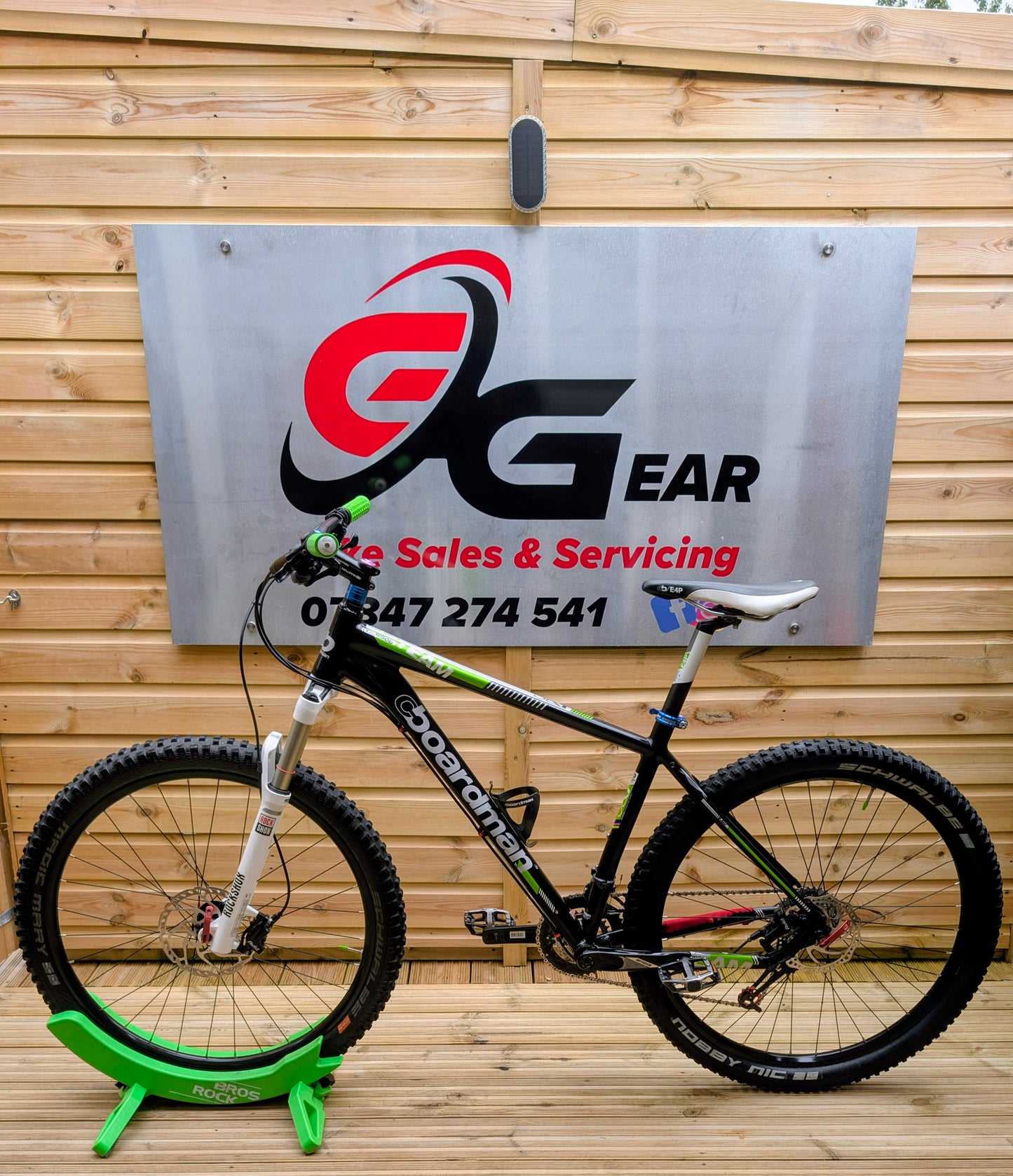 Boardman TXC650b hardtail mountain bike