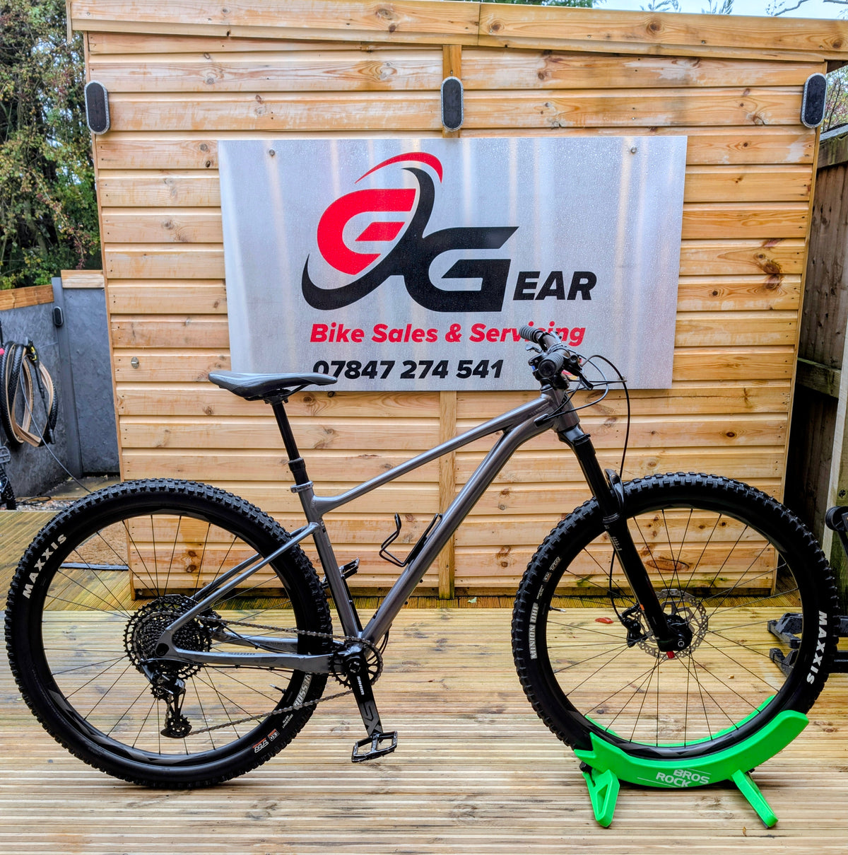 Giant Fathom 1 hardtail mountain bike