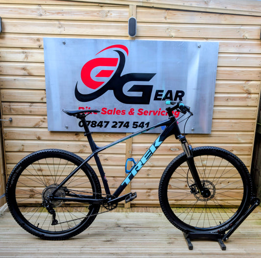 Trek Marlin 6 Gen 2 hardtail mountain bike