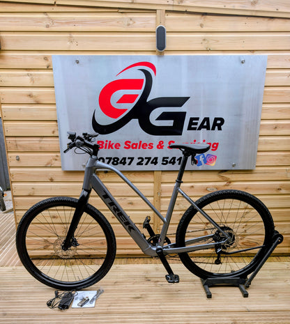 2026 Trek Dual Sport 2 Midstep electric hybrid bike